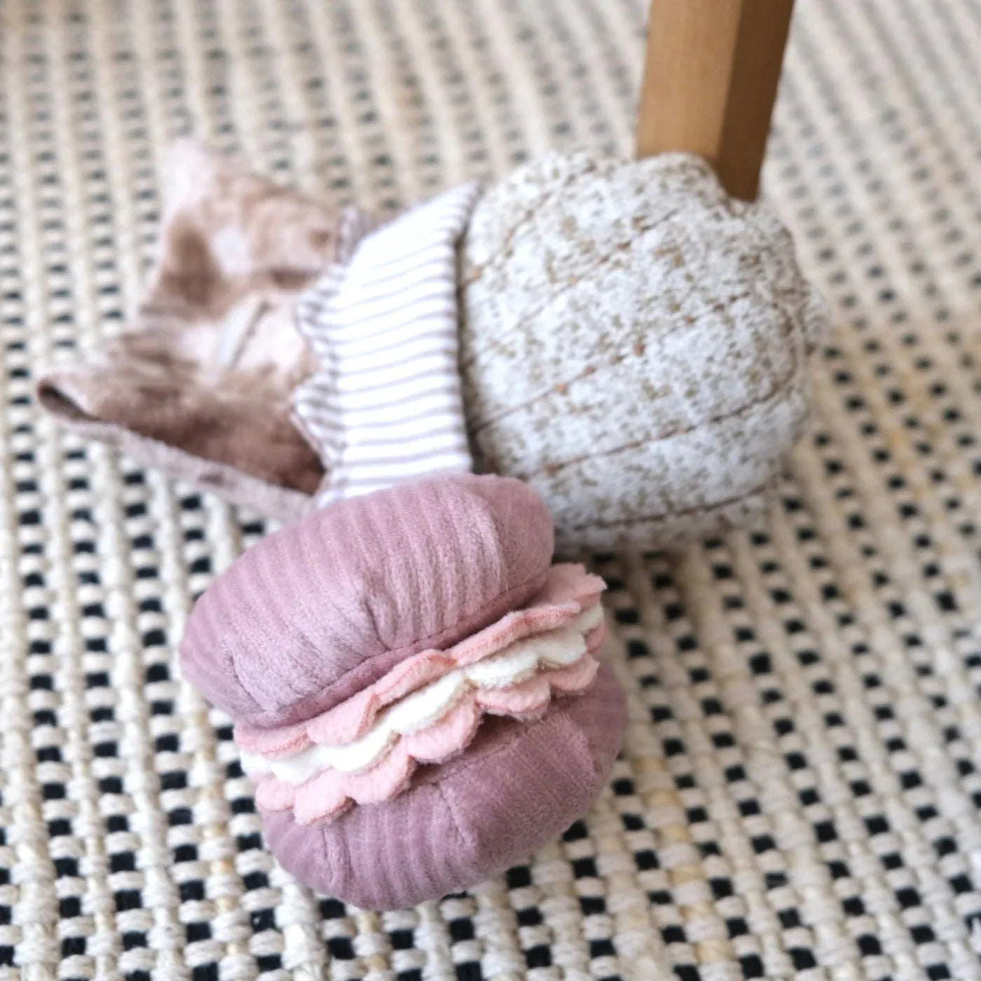 PETITE TWO MACAROON + MADELINE Snuffle Set Toy