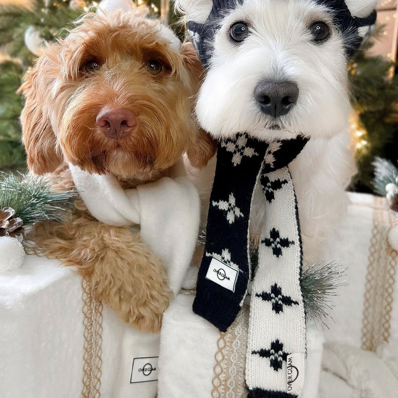 WOOLEN SCARF