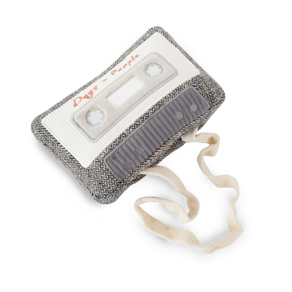 CASSETTE - snuffle + squeaky