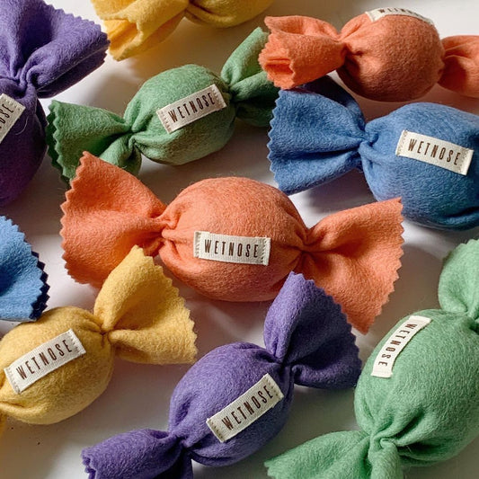CANDY CATNIP TOY