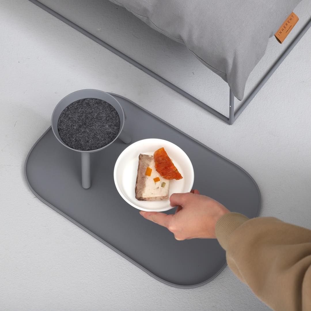 Pet Bowl - Oreo Table