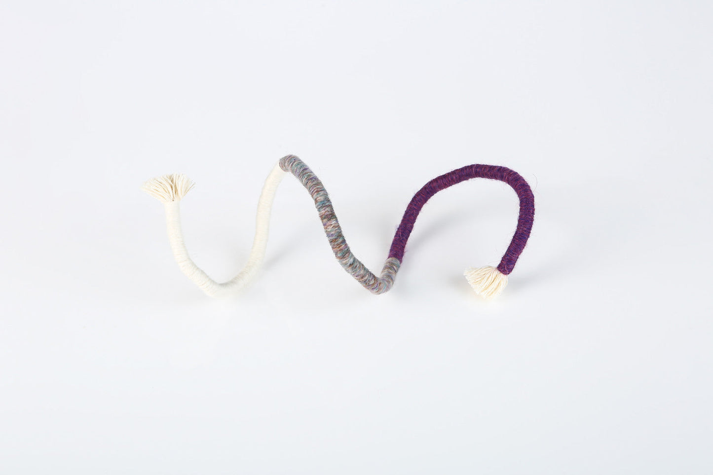 EARTHWORM CATNIP TOY